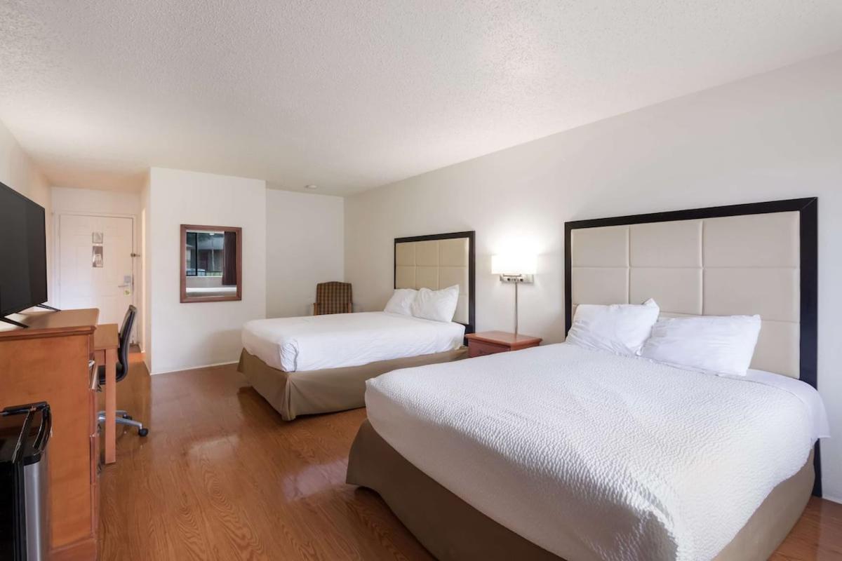 Americas Best Value Inn Lockhart Tx ภายนอก รูปภาพ